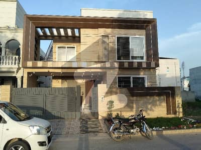 سٹی ہاؤسنگ سوسائٹی - بلاک ایف سٹی ہاؤسنگ سوسائٹی,سیالکوٹ میں 5 کمروں کا 10 مرلہ مکان 1.0 لاکھ میں کرایہ پر دستیاب ہے۔