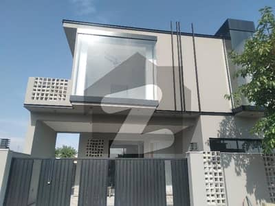 Reserve A House Of 10 Marla Now In Top City 1 - Block D