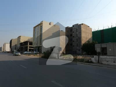 Prime Location 100 Square Yards Commercial Plot For sale In Peninsula Commercial Area Karachi