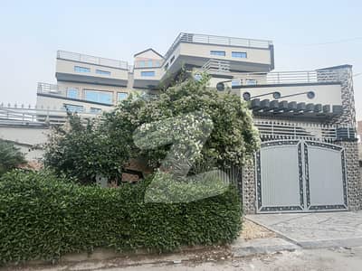 شادمان سٹی فیز 1 شادمان سٹی,بہاولپور میں 7 کمروں کا 11 مرلہ مکان 2.75 کروڑ میں برائے فروخت۔ شادمان سٹی فیز 1 شادمان سٹی,بہاولپور میں 7 کمروں کا 11 مرلہ مکان 2.75 کروڑ میں برائے فروخت۔