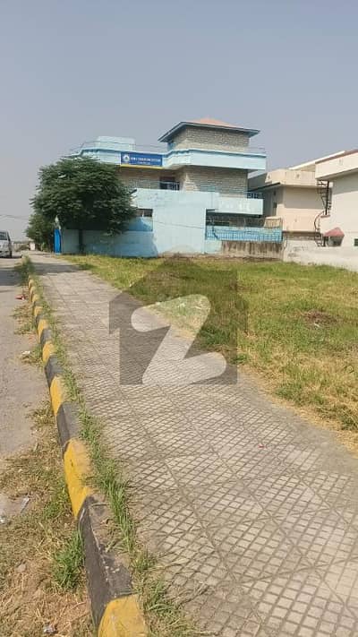 10 Marla (35*65) Heighted Location Residential Plot for Sale in O9 Police Foundation