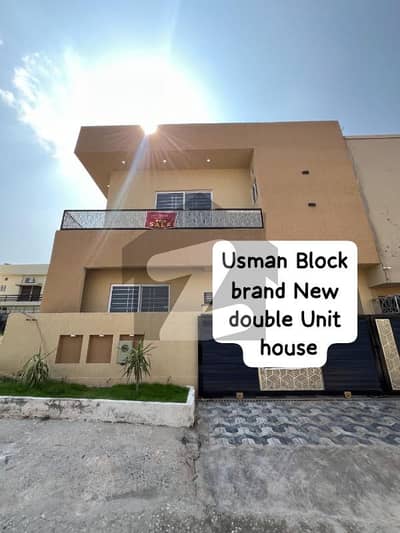 بحریہ ٹاؤن فیز 8 بحریہ ٹاؤن راولپنڈی,راولپنڈی میں 5 کمروں کا 7 مرلہ مکان 2.8 کروڑ میں برائے فروخت۔