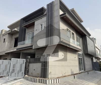 Brand New 5 Marla Corner House Facing Emporium Mall for Sale in Johar Town Lahore