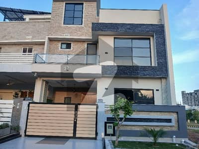 Bahria Enclave Islamabad Sector H 5 Marla Luxury House For Sale Bahria Enclave Islamabad Sector H 5 Marla Luxury House For Sale