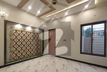 Bahria Town - Sector E House For Sale Sized 1 Kanal