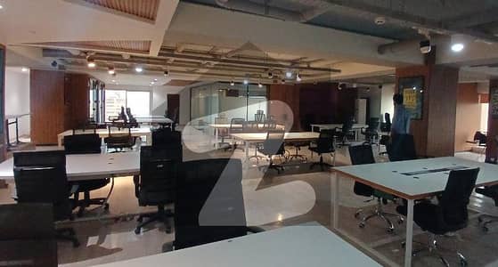 7500 SQUARE FEET FURNISHED AND NON FURNISHED BOTH OPTIONS AVAILABLE OFFICE AVAILABLE FOR RENT AT SAHRA-E-FAISAL