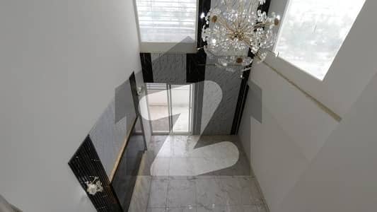 نارتھ ناظم آباد ۔ بلاک ایف نارتھ ناظم آباد,کراچی میں 4 کمروں کا 12 مرلہ فلیٹ 3.95 کروڑ میں برائے فروخت۔