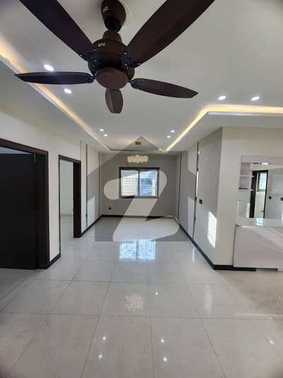 4 BED DRAWING DINING UPPER PORTION AVAILABLE FOR SALE WITH ROOF