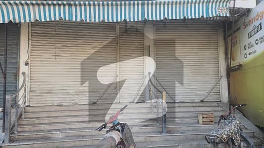 Shop Sized 2500 Square Feet Is Available For rent In Clifton - Block 5