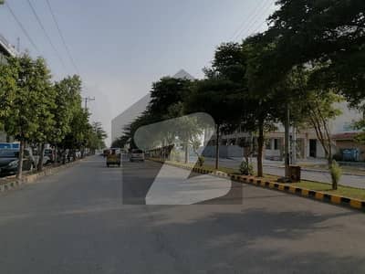 Residential Plot For sale In Paragon City - Orchard Block