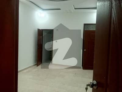 فیڈرل بی ایریا کراچی میں 4 کمروں کا 5 مرلہ مکان 3.0 کروڑ میں برائے فروخت۔