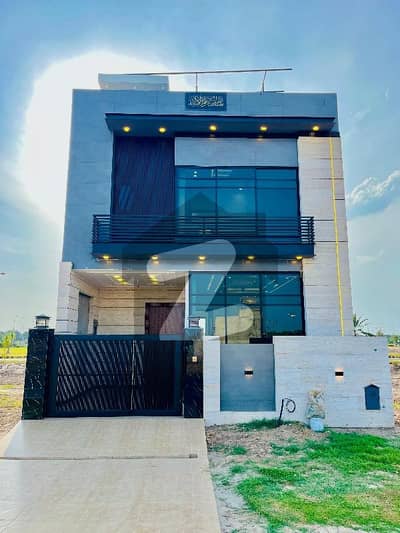 5 Marla Brand New Modern Lurxury House Available For Sale