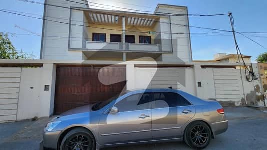 250 Square Yards House For Sale In Clifton - Block 5