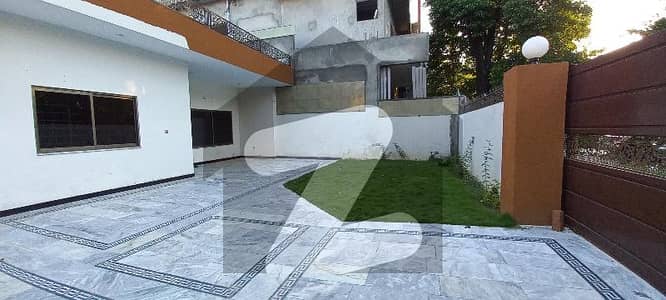 Fully Renovated House Available For Rent