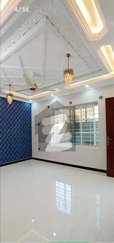 سوان گارڈن ۔ بلاک بی سوان گارڈن,اسلام آباد میں 6 کمروں کا 9 مرلہ مکان 1.75 لاکھ میں کرایہ پر دستیاب ہے۔