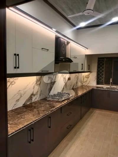 Prime Location 950 Square Feet Flat Is Available For sale