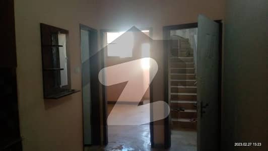 اللہ والا ٹاؤن ۔ سیکٹر 31-بی اللہ والا ٹاؤن,کورنگی,کراچی میں 2 کمروں کا 2 مرلہ فلیٹ 15.0 لاکھ میں برائے فروخت۔