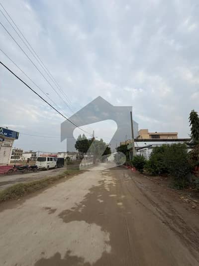 Golden Investment! 400 Sq Yard Plot on Main Road