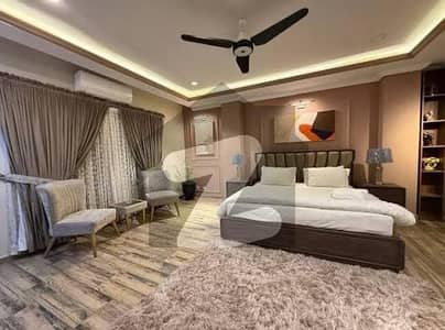 ڈی ایچ اے فیز 8 ڈی ایچ اے ڈیفینس,کراچی میں 2 کمروں کا 8 مرلہ فلیٹ 7.0 کروڑ میں برائے فروخت۔