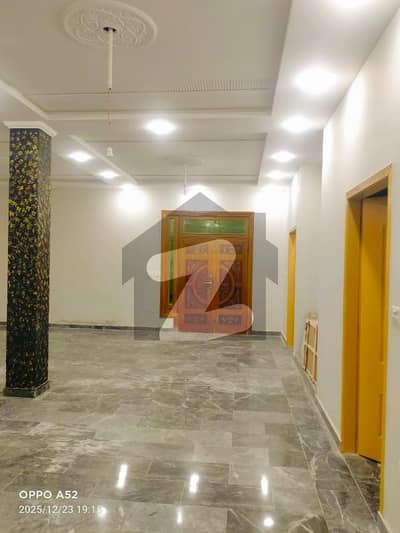 1 KANAL BRAND NEW UPPER PORTION AVALIABLE FOR RENT FOR SILENT OFFICE   ALL FACILITIES AVALIABLE ETC