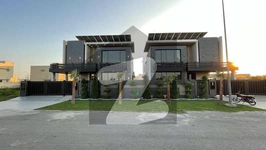 2-KANAL DUPILEX 2 HOUSES ELEGANT AND BRAND NEW SUPER HOT LOCATED BUNGALOWS IS AVAILABLE IN THE BEST BLOCK OF DHA LAHORE.
