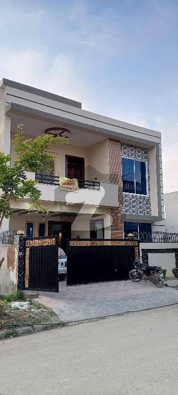 جناح گارڈنز ایف ای سی ایچ ایس,اسلام آباد میں 4 کمروں کا 7 مرلہ مکان 1.2 لاکھ میں کرایہ پر دستیاب ہے۔