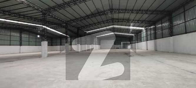 کہوٹہ ٹرائی اینگل انڈسٹریل ایریا اسلام آباد میں 7 کنال گودام 15.75 لاکھ میں کرایہ پر دستیاب ہے۔