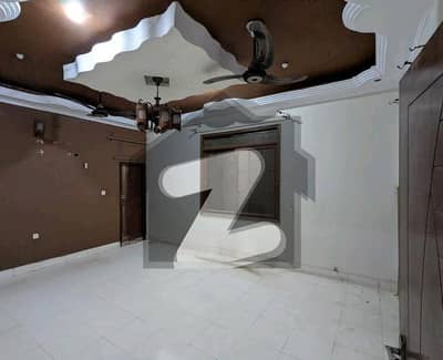 فیڈرل بی ایریا ۔ بلاک 9 فیڈرل بی ایریا,کراچی میں 3 کمروں کا 8 مرلہ مکان 5.75 کروڑ میں برائے فروخت۔