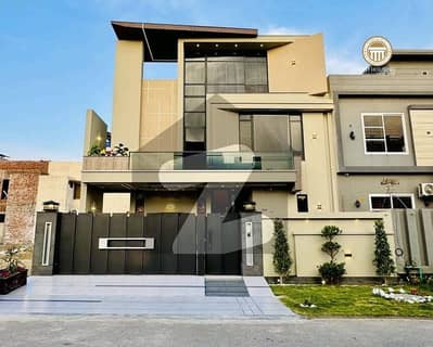 Ideal Prime Location 10 Marla House Available In Citi Housing Society, Citi Housing Society