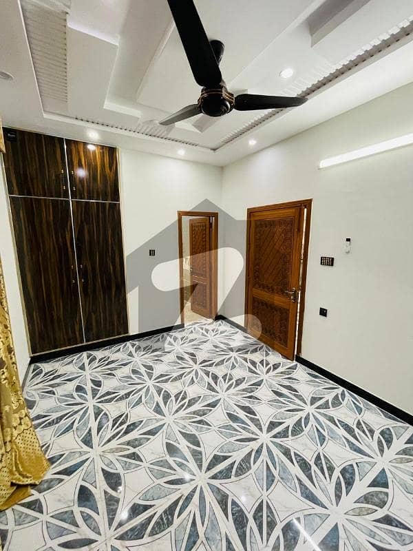 Prime Location 5 Marla House Is Available In Wapda Town Prime Location 5 Marla House Is Available In Wapda Town