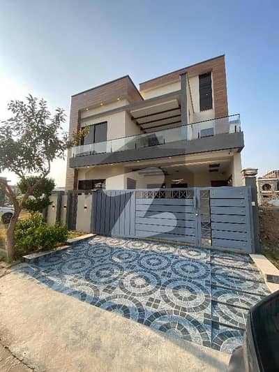 The most beautiful Luxury House for sale *Prime Location:* - Close proximity to schools, parks, markaz, and masjid - Easy access to major highways *Property Features:* - All necessary amenities available