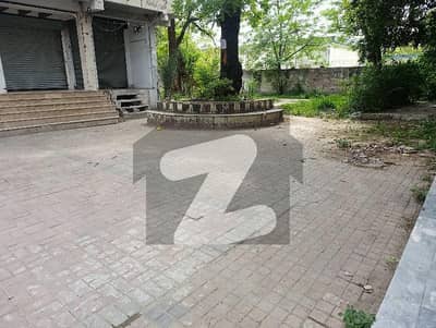 ایف ۔ 10 اسلام آباد میں 6 مرلہ عمارت 36.0 کروڑ میں برائے فروخت۔