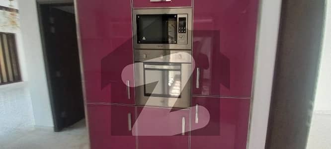 ڈی ایچ اے فیز 3 ڈیفنس (ڈی ایچ اے),لاہور میں 5 کمروں کا 1 کنال مکان 2.5 لاکھ میں کرایہ پر دستیاب ہے۔