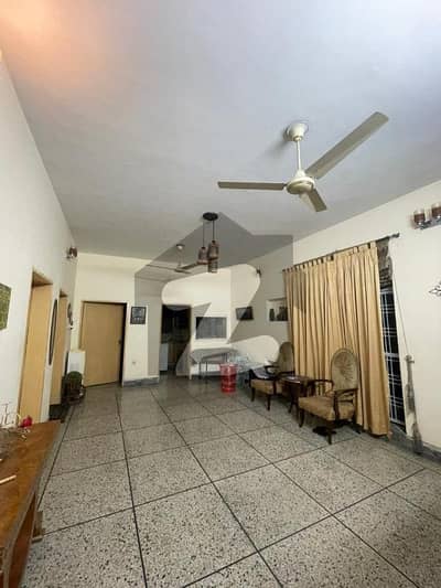 علامہ اقبال ٹاؤن لاہور میں 3 کمروں کا 10 مرلہ بالائی پورشن 60.0 ہزار میں کرایہ پر دستیاب ہے۔