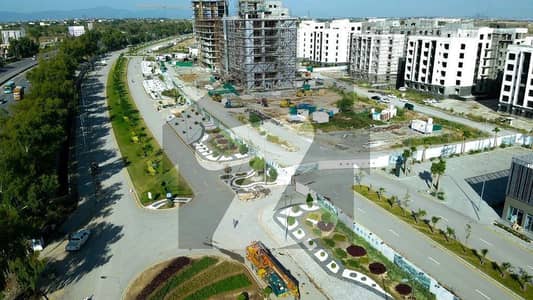 10 MARLA VILLA AVAILABLE FOR SALE IN EIGHTEEN