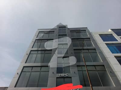 JAMI COMMERCIAL VIP BRAND NEW OFFICE AVAILABLE FOR RENT WITH LIFT 1ST FLOOR 2 WASHROOM AVAILABLE 1020+1020 SAME FLOOR