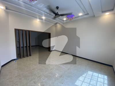 بحریہ انکلیو - سیکٹر سی 1 بحریہ انکلیو,بحریہ ٹاؤن,اسلام آباد میں 5 کمروں کا 10 مرلہ مکان 1.6 لاکھ میں کرایہ پر دستیاب ہے۔ بحریہ انکلیو - سیکٹر سی 1 بحریہ انکلیو,بحریہ ٹاؤن,اسلام آباد میں 5 کمروں کا 10 مرلہ مکان 1.6 لاکھ میں کرایہ پر دستیاب ہے۔