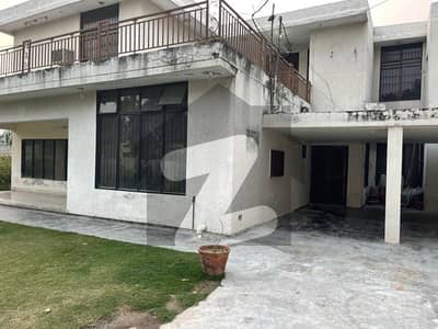 1 Kanal Old House For Sale