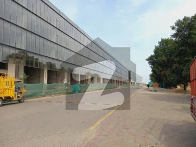 8 marla commercial building available for rent (Basemend,Ground,Mezzanin)