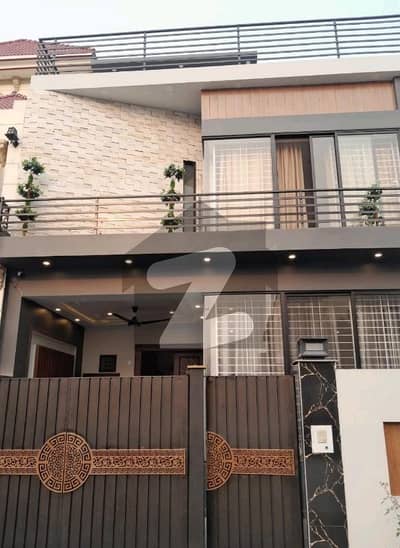 Prime Location 5 Marla House available for sale in Citi Housing Society if you hurry