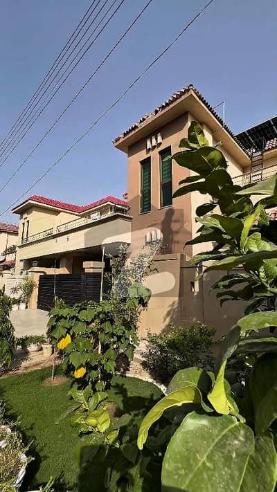 عسکری 11 عسکری,لاہور میں 4 کمروں کا 10 مرلہ مکان 5.0 کروڑ میں برائے فروخت۔