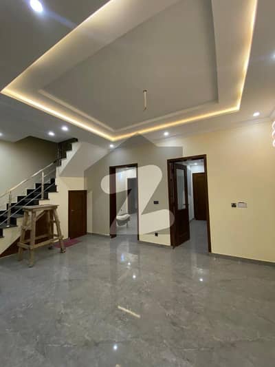 5 Marla Brand New House Available For Rent In Lake City