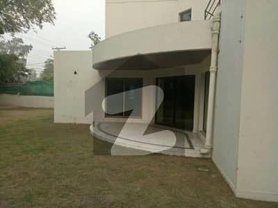 2 Kanal Old House For Sale