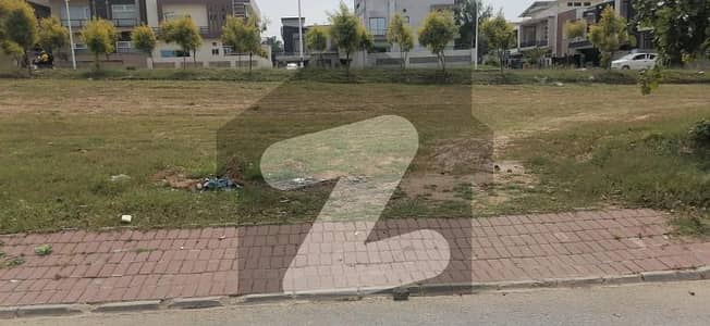 10 MARLA BOULEVARD BACK OPEN PLOT FOR SALE IN BLOCK F-1