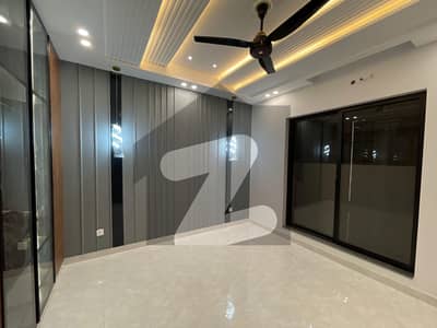 ڈی ایچ اے 11 رہبر سیکٹر 2 - بلاک ایف ڈی ایچ اے 11 رہبر سیکٹر 2,ڈی ایچ اے 11 رہبر,لاہور میں 3 کمروں کا 5 مرلہ مکان 2.85 کروڑ میں برائے فروخت۔