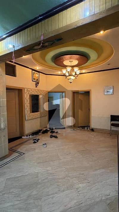 Johar town 1 kanal lower portion for rent office+ family used