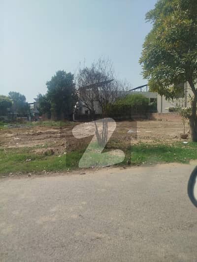 9 Marla Residential Plot in DHA LAHORE Phase 4 KK Block For Sale back of main 150Ft road