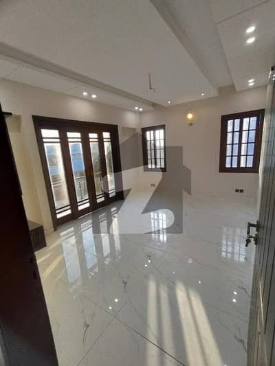 3 BED DD RENOVATED 2ND FLOOR BOUNDARY WALL WEST OPEN NEARBY HASAN SQUARE