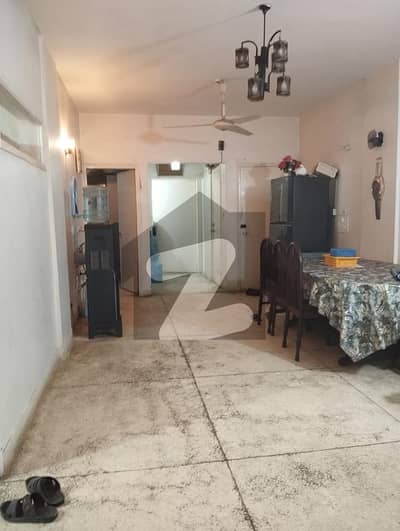 Ideal Prime Location 1350 Square Feet Flat has landed on market in PECHS Block 2, Karachi