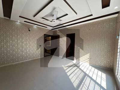 Brand New 1 Kanal First Entry Upper Portion Available For Rent In Valencia Town